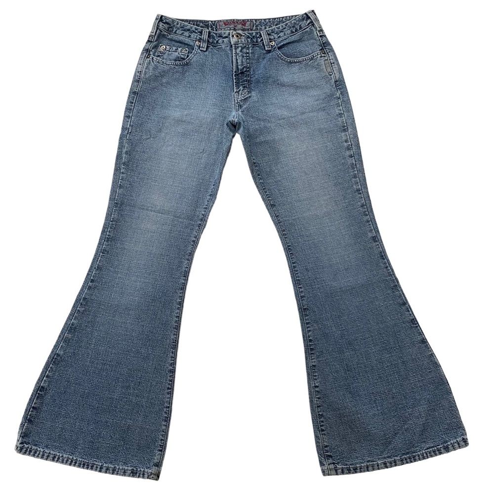 Vintage Y2K Silver Jeans Women’s Flare Mid Rise Jeans Size 32 / 31 | 90s 2000s